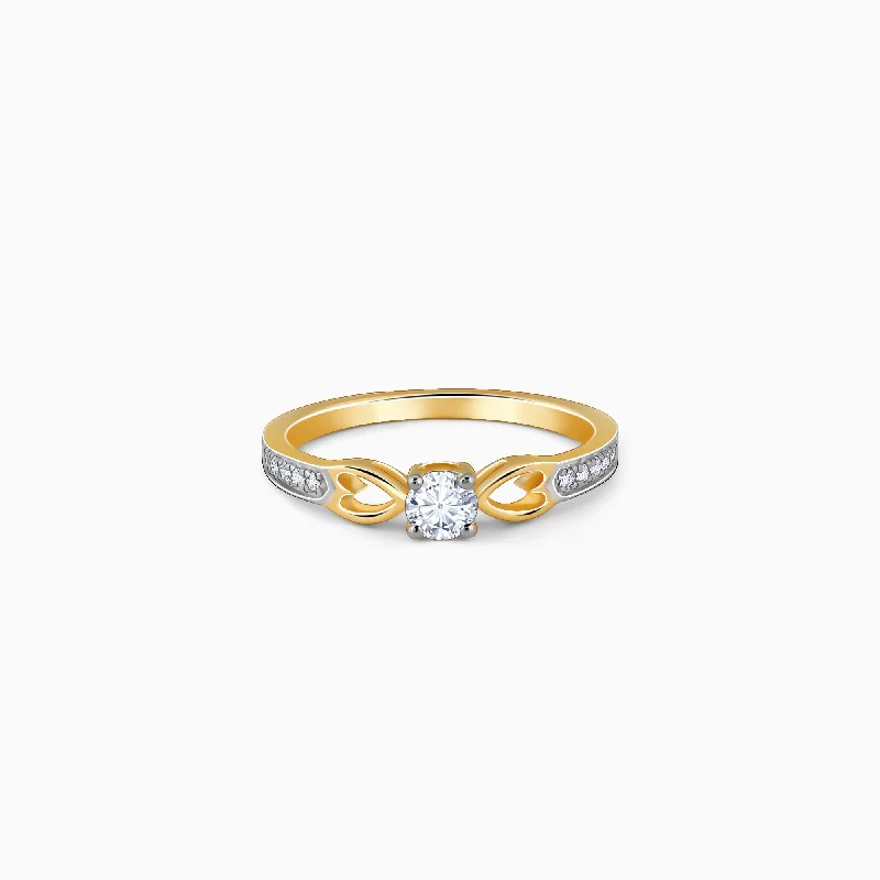 Gold Leafora Diamond Ring