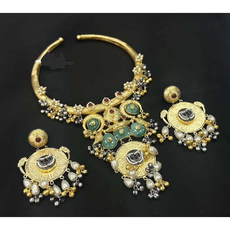 Akruti Collection Gold Plated Pota Stone And Pearls Necklace Set