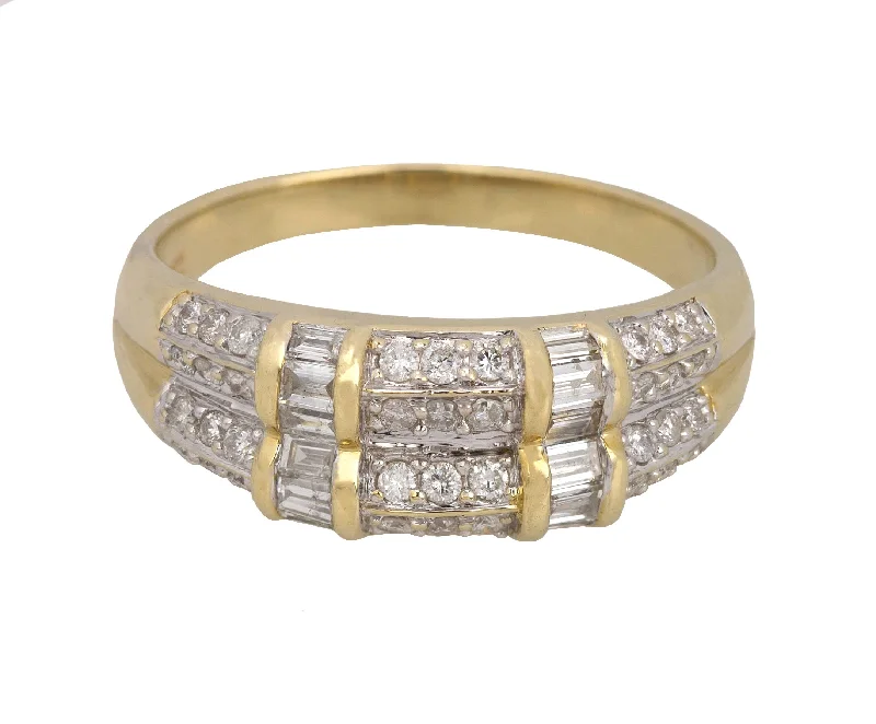 Women's Vintage Estate 14K Yellow Gold 0.72ctw Baguette & Round Cut Diamond Ring